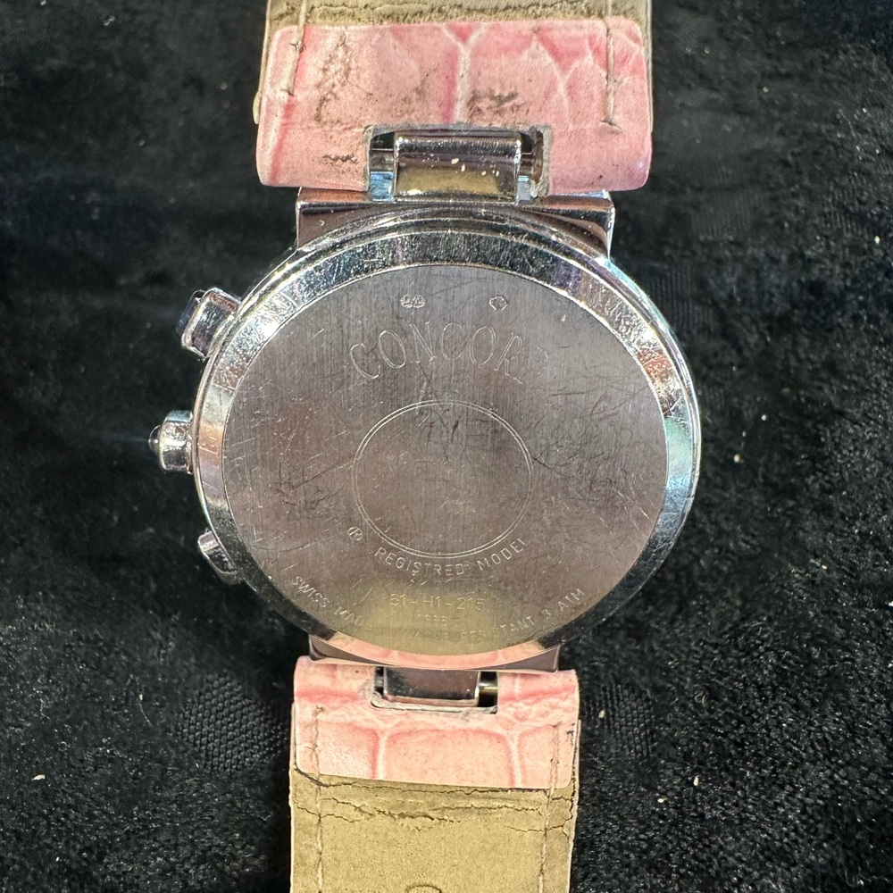 Women's 18k White Gold Concord with Mop Diamond dial and diamond bezel - Picture 3 of 4